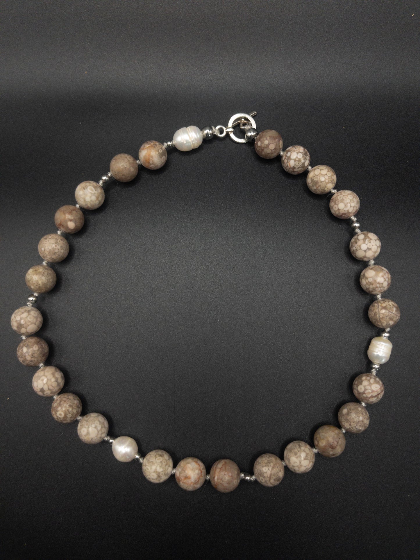 Ketting 12 mm Maifansteen met Zoetwaterparels