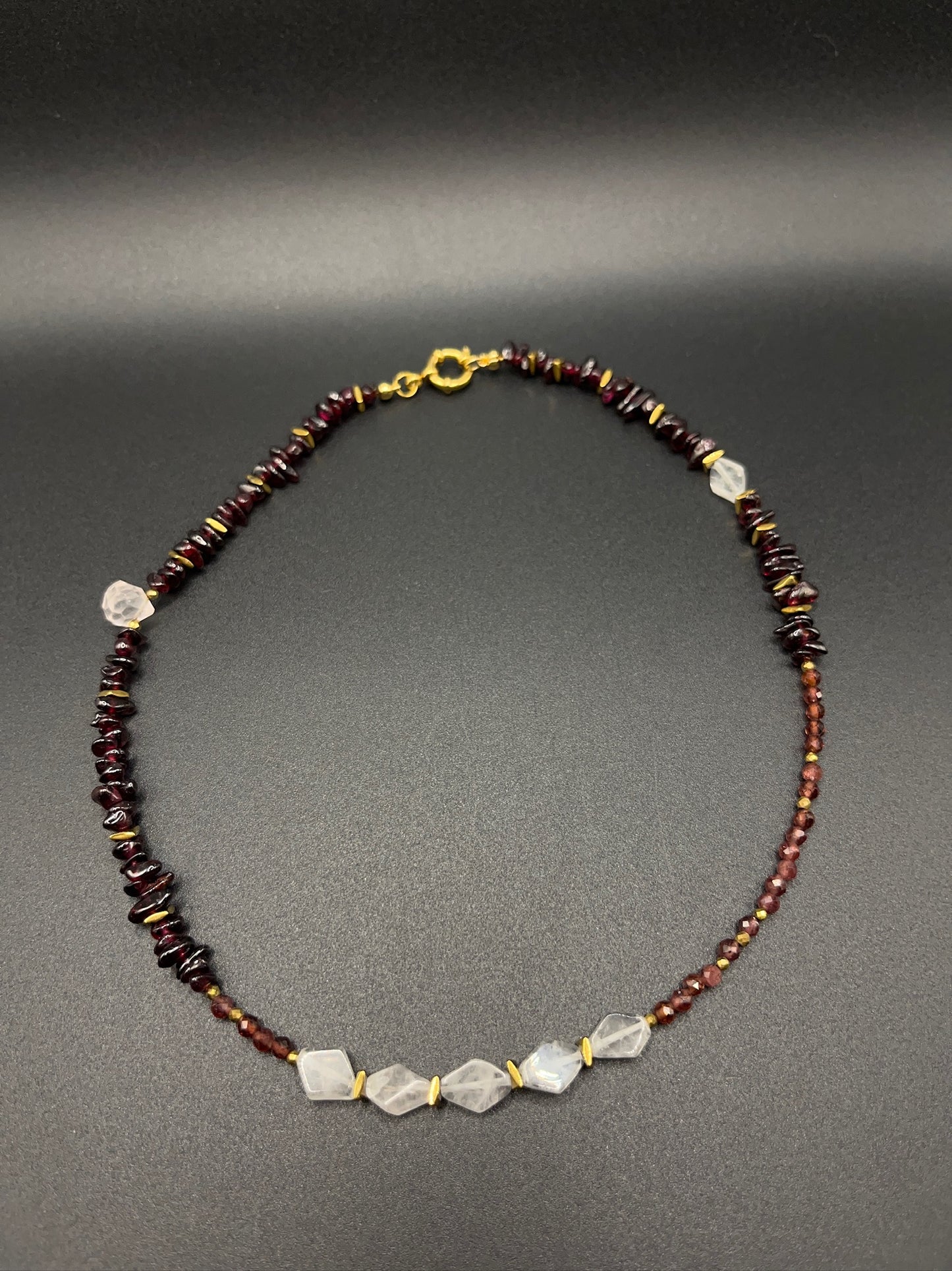 Ketting van Granaat en Rosenquarts