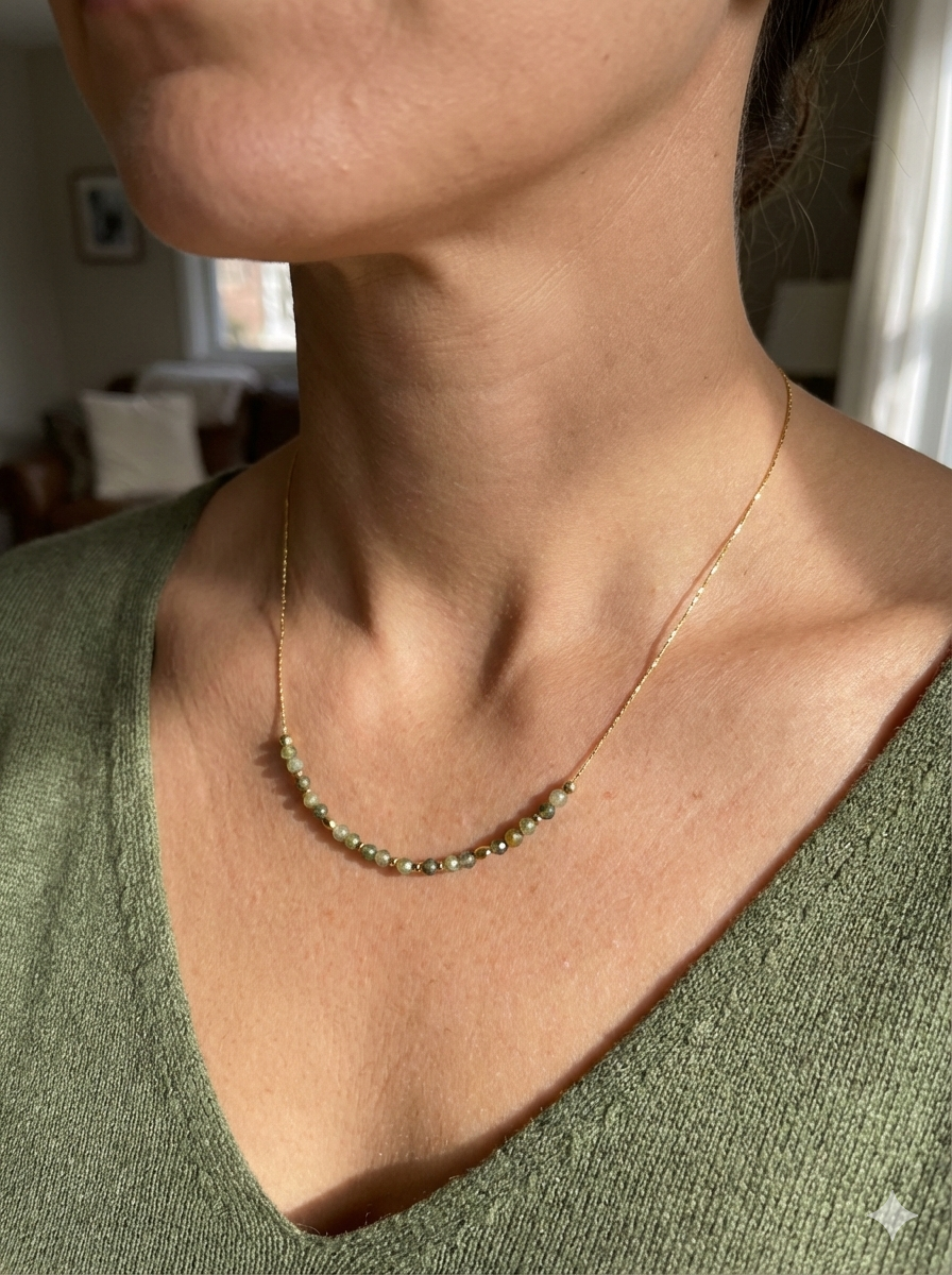 Ketting Groene Tourmalijn met Hematiet op Goudkleurige RVS ketting geregen
